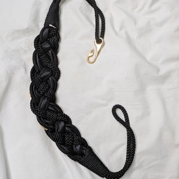 Vintage belt.  Vintage statement belt with faux pearl detailing - Picture 2 of 6